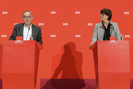 Prssekonferenz der SPD-Vorsiztenden in Berlin