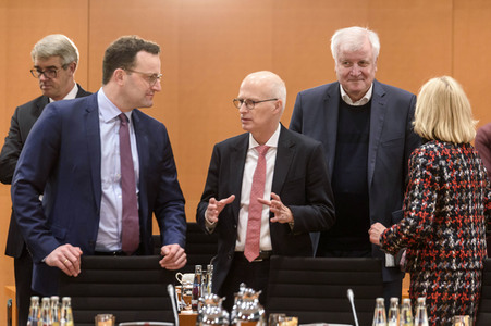 Spitzengespräch der Bundesregierung zur Fachkräftezuwanderung in Berlin