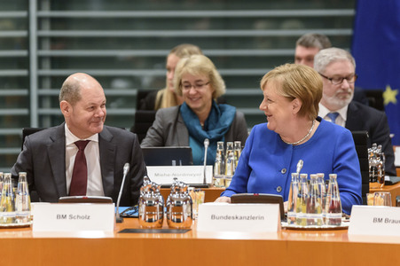 Spitzengespräch der Bundesregierung zur Fachkräftezuwanderung in Berlin