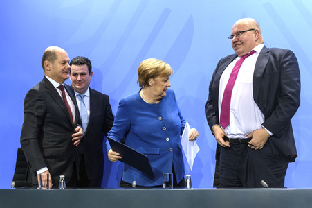 Spitzengespräch der Bundesregierung zur Fachkräftezuwanderung in Berlin