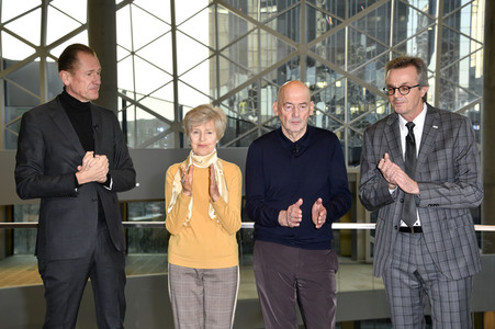 Schlüsselübergabe Axel-Springer-Neubau in Berlin