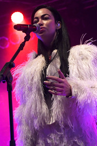 Konzert von Aura Dione in Hannover