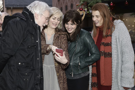 Settermin 'Weihnachtstöchter' in Frankfurt