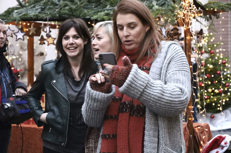 Settermin 'Weihnachtstöchter' in Frankfurt