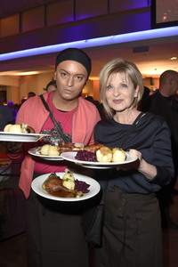 25. Weihnachtsfeier für Obdachlose und Bedürftige in Berlin