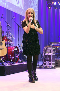 25. Weihnachtsfeier für Obdachlose und Bedürftige in Berlin