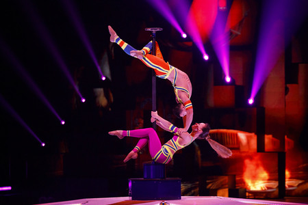 Eis-Revue 'Holiday on Ice - Supernova' in Köln