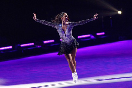 Eis-Revue 'Holiday on Ice - Supernova' in Köln