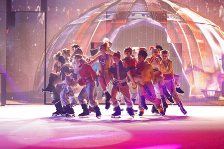Eis-Revue 'Holiday on Ice - Supernova' in Köln