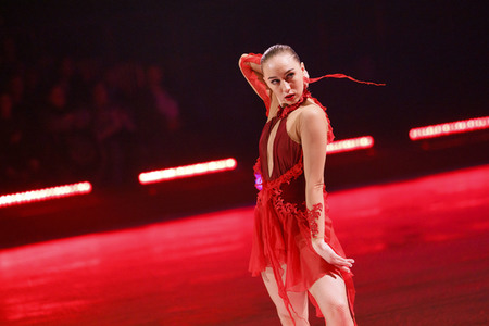 Eis-Revue 'Holiday on Ice - Supernova' in Köln