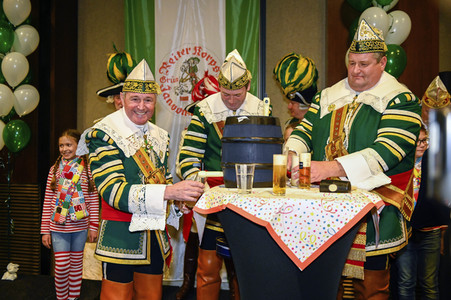 Einzug des Kölner Dreigestirns in die Hofburg in Köln