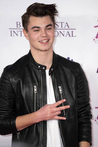 Filmpremiere 'Vier zauberhafte Schwestern' in München