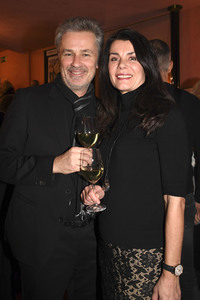 Theaterpremiere 'Trennung frei Haus' in München