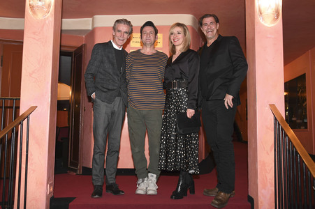 Theaterpremiere 'Trennung frei Haus' in München