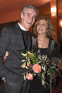 Theaterpremiere 'Trennung frei Haus' in München