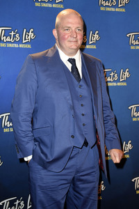 Musicalpremiere 'That's Life - Das Sinatra-Musical' in Berlin