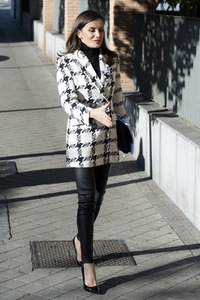 Königin Letizia besucht eine Sitzung der FEDER in Madrid