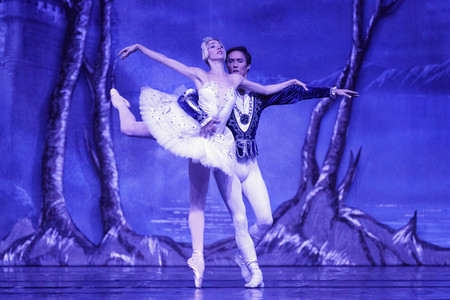 Das Russische Nationalballett mit 'Schwanensee' in Köln