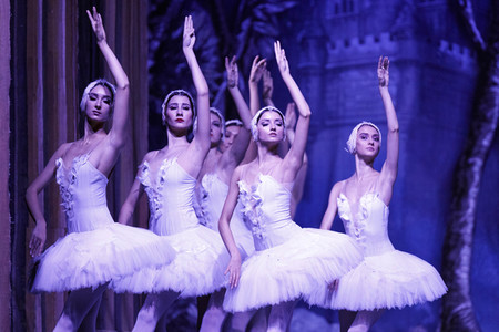 Das Russische Nationalballett mit 'Schwanensee' in Köln