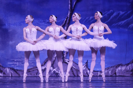 Das Russische Nationalballett mit 'Schwanensee' in Köln