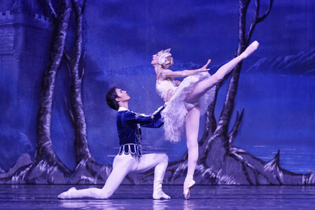 Das Russische Nationalballett mit 'Schwanensee' in Köln
