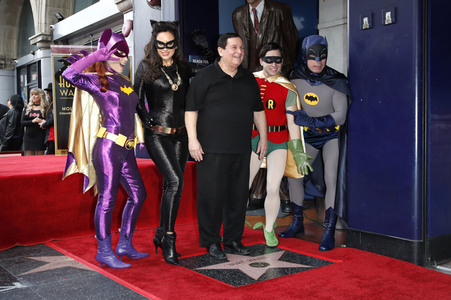 Burt Ward erhält einen Stern auf dem Hollywood Walk of Fame in Los Angeles