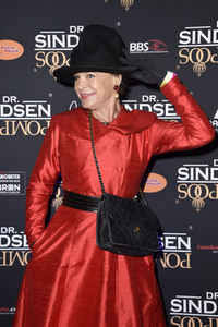 Dr. Sindsen Pompöös Fashion Party 'Shine Bright Like Pompöös' in Berlin