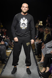 Dr. Sindsen Pompöös Fashion Party 'Shine Bright Like Pompöös' in Berlin