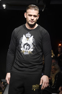 Dr. Sindsen Pompöös Fashion Party 'Shine Bright Like Pompöös' in Berlin