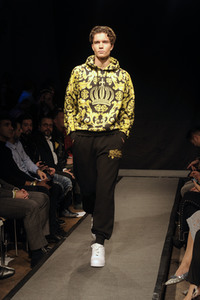 Dr. Sindsen Pompöös Fashion Party 'Shine Bright Like Pompöös' in Berlin