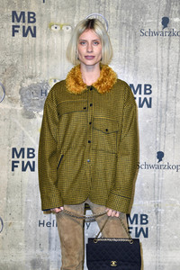 Auftaktshow 'Mercedes-Benz presents fashion talents from South Africa' auf der Berlin Fashion Week Autumn/Winter 2020