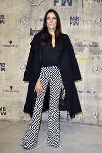 Auftaktshow 'Mercedes-Benz presents fashion talents from South Africa' auf der Berlin Fashion Week Autumn/Winter 2020