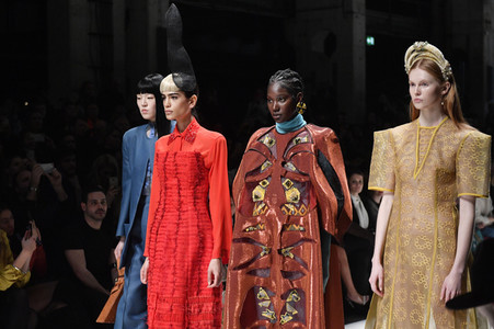 Auftaktshow 'Mercedes-Benz presents fashion talents from South Africa' auf der Berlin Fashion Week Autumn/Winter 2020