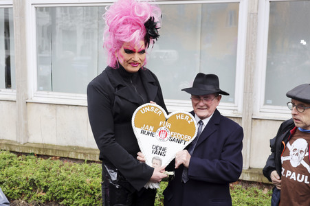 Trauerfeier für Jan Fedder in Hamburg