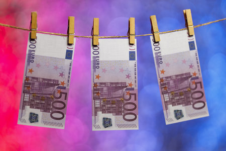 Symbolfoto Bargeld