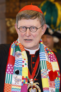 Kardinal Woelki begrüsst das Kölner Karneval Dreigestirn in Köln