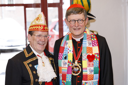 Kardinal Woelki begrüsst das Kölner Karneval Dreigestirn in Köln