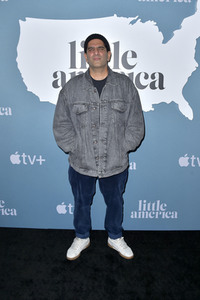 Serienpremiere 'Little America' in West Hollywood