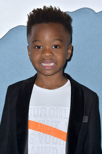 Serienpremiere 'Little America' in West Hollywood