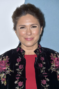 Serienpremiere 'Little America' in West Hollywood