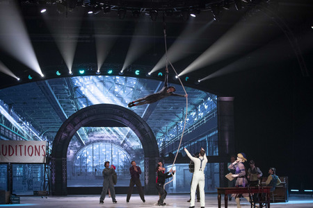 Eisrevue 'Holiday on Ice - Showtime' in Erfurt