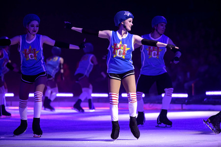 Eisrevue 'Holiday on Ice - Showtime' in Erfurt