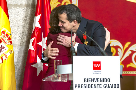 Verleihung des Goldenen Schlüssels von Madrid an Juan Guaidó
