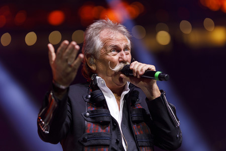 Kostümsitzung 'Lachende Kölnarena 2020' in Köln