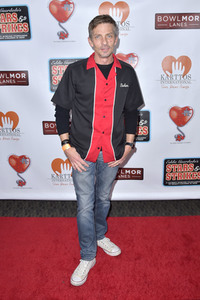 Stars & Strikes Celebrity Bowling Turnier 2020 in Anaheim