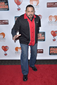 Stars & Strikes Celebrity Bowling Turnier 2020 in Anaheim