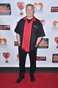 Stars & Strikes Celebrity Bowling Turnier 2020 in Anaheim