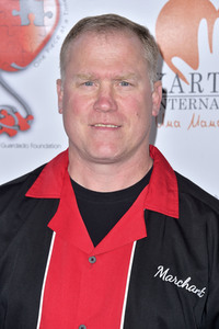 Stars & Strikes Celebrity Bowling Turnier 2020 in Anaheim