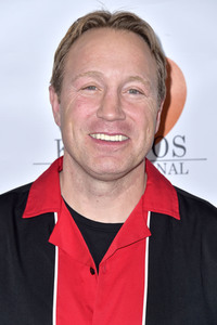 Stars & Strikes Celebrity Bowling Turnier 2020 in Anaheim