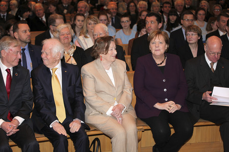 Festveranstaltung '30 Jahre Friedliche Revolution und Neugründung des Freistaates Sachsen - 90 Jahre Kurt Biedenkopf' in Dresden